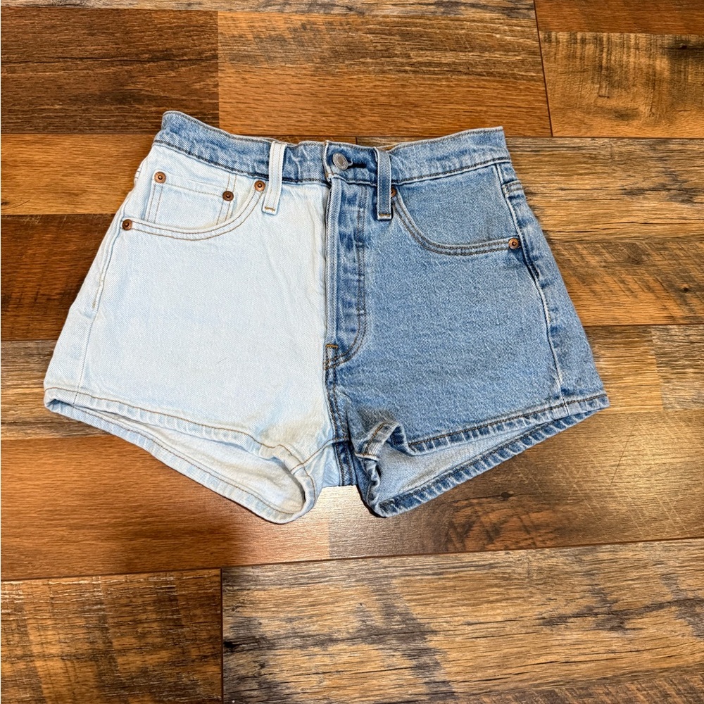 Levi's Two-Tone Blue Denim Jean Shorts - Picture 2 of 4